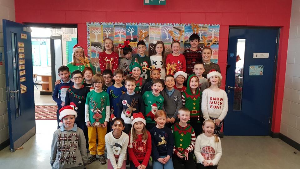 Christmas Jumpers 2017 (12)