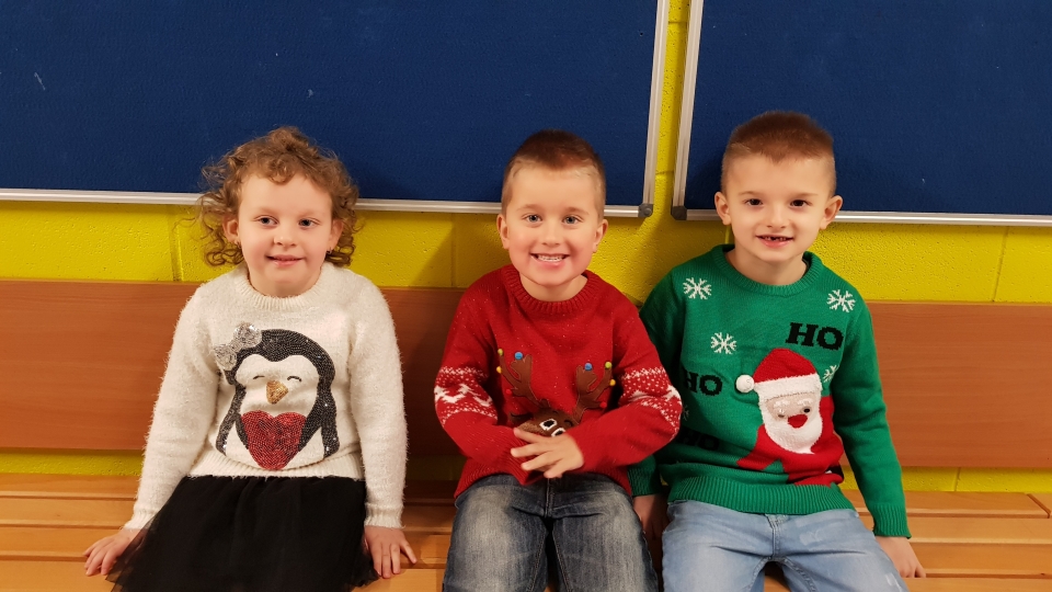 Christmas Jumpers 2017 (9)